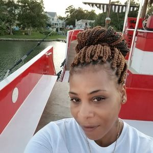 Meet your Posher, Yolanda